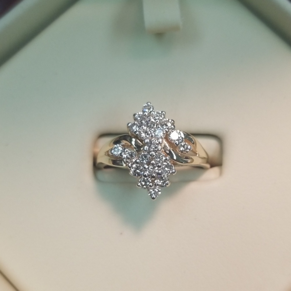 14k yellow gold diamond ring